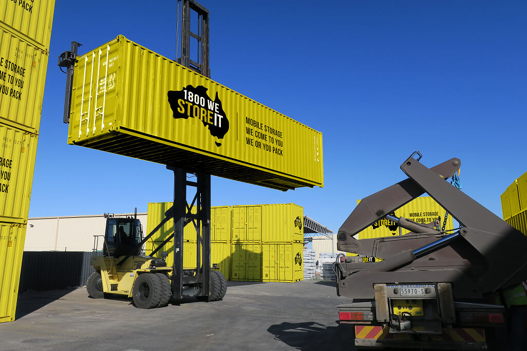 5 Reasons Shipping Containers Make Great Storage